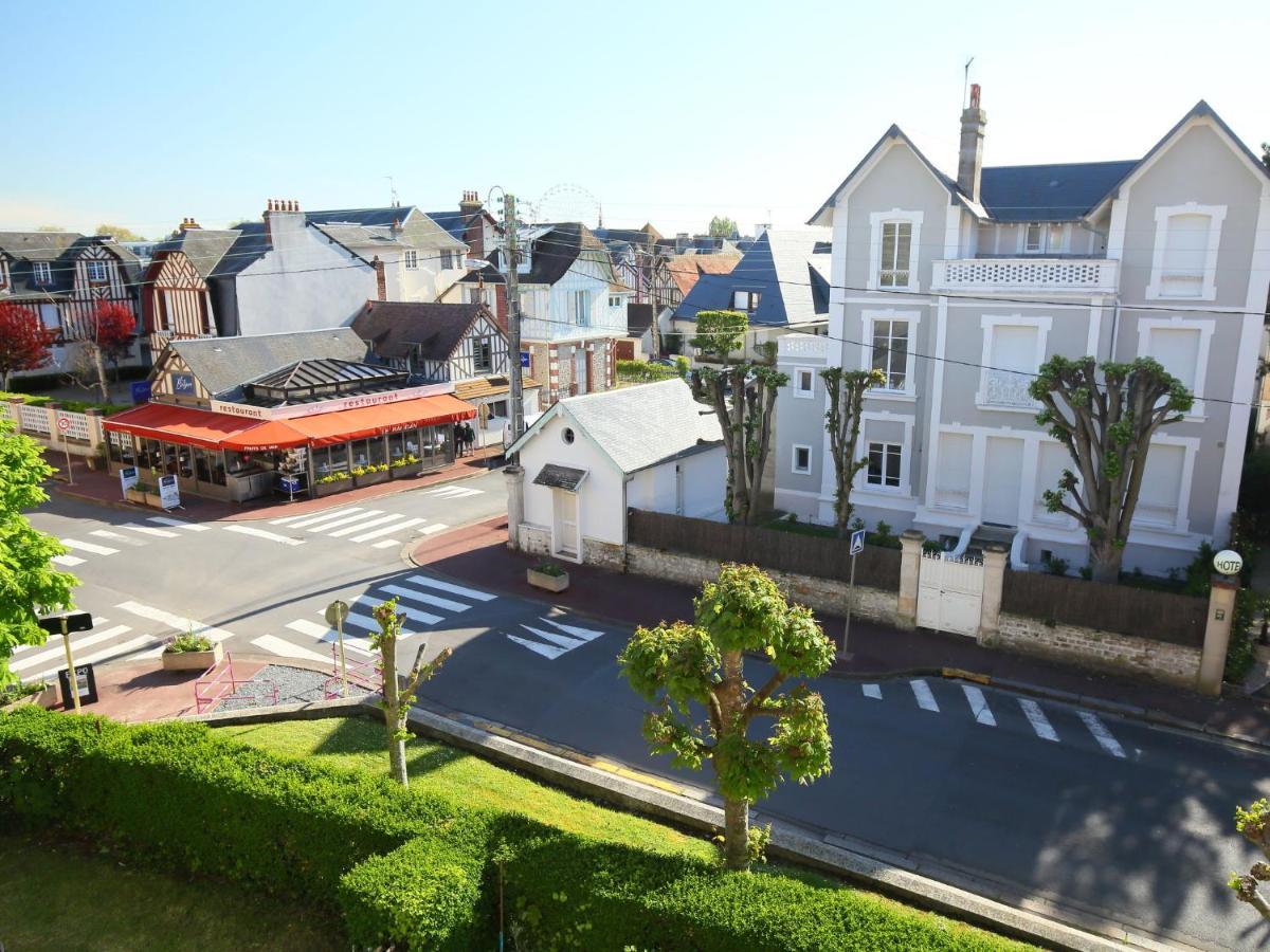 Olympe-1 Cabourg
